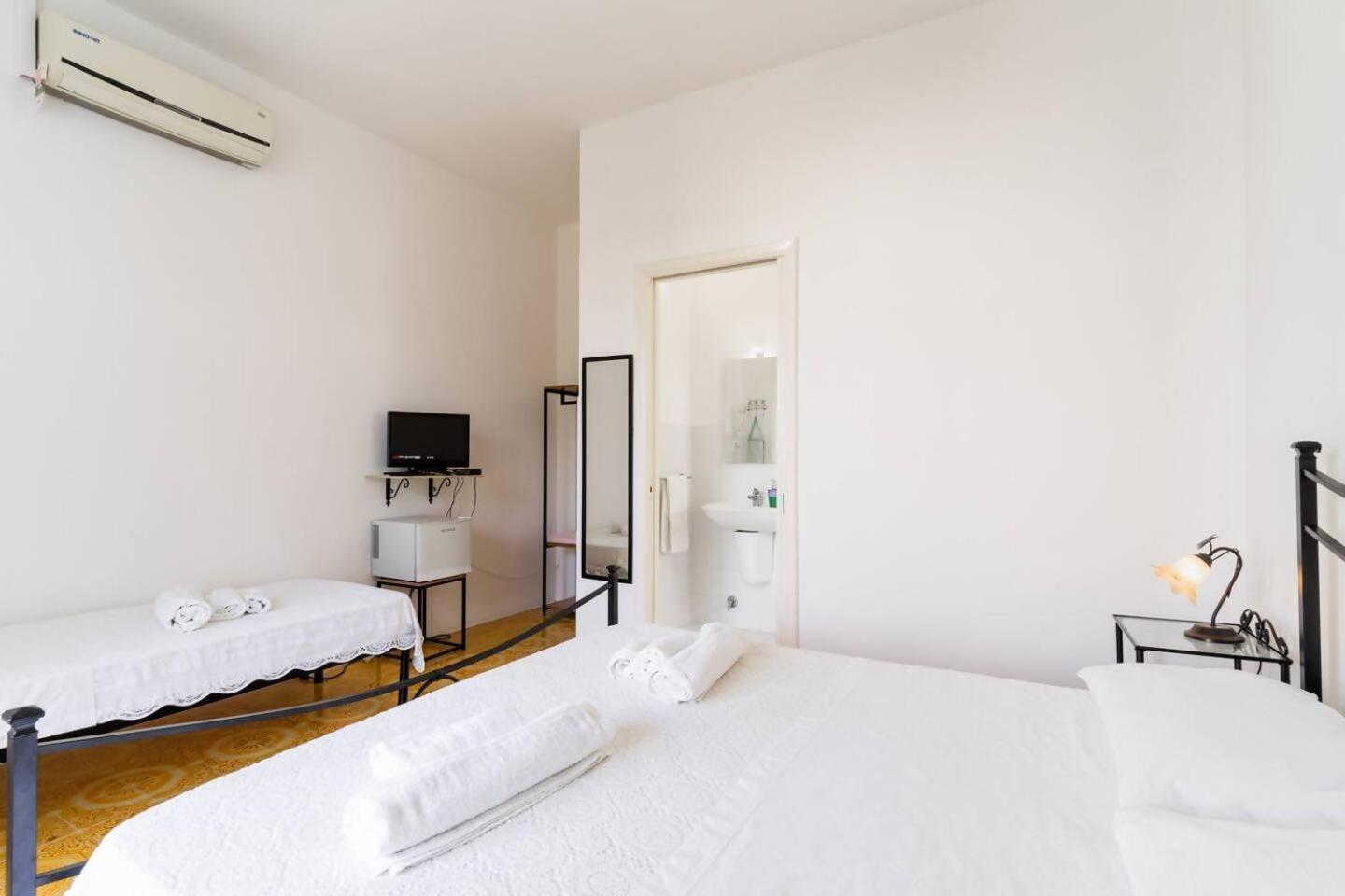 B&B Marchese By Vivimy Marina di Mancaversa Room photo
