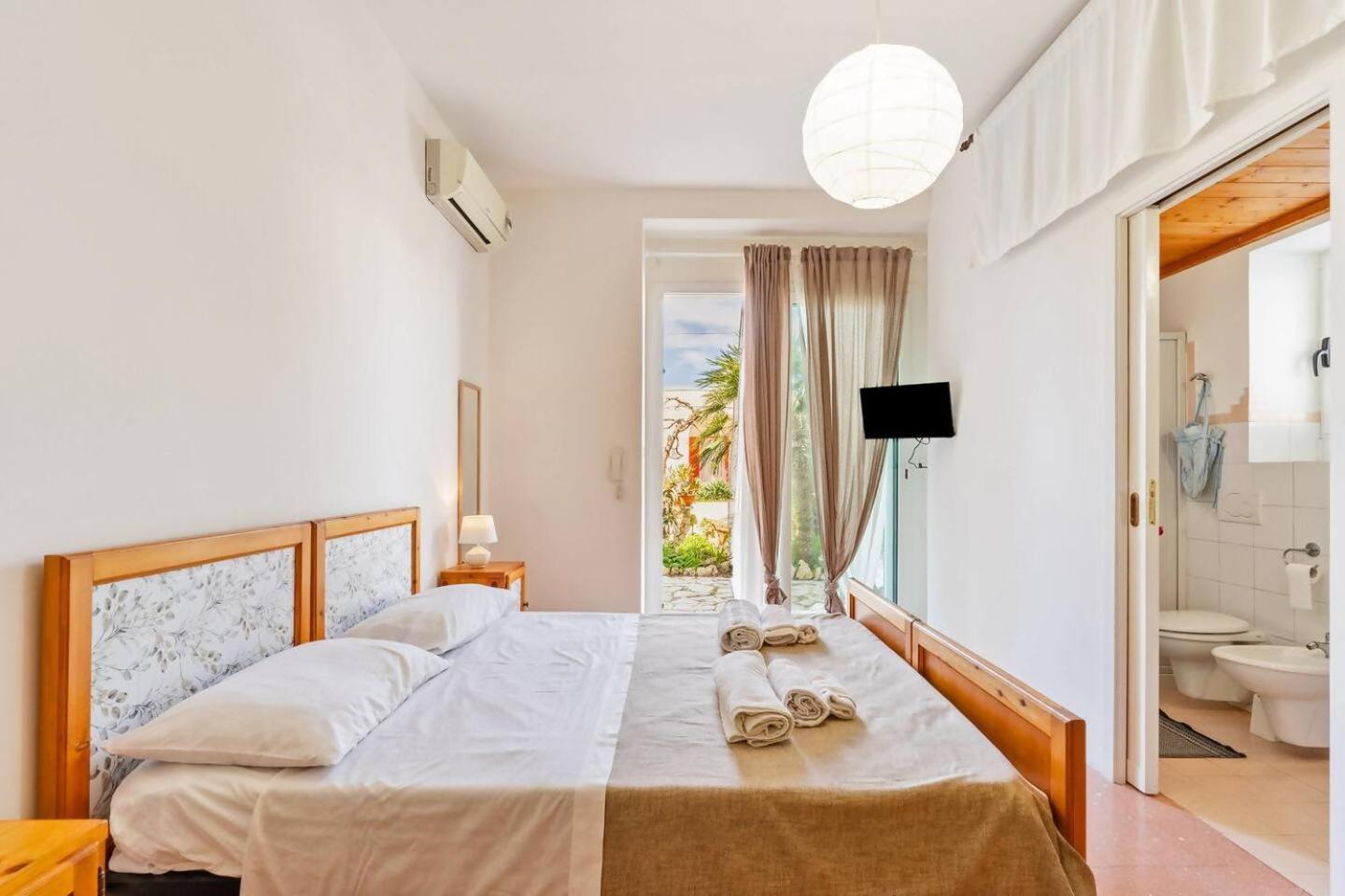 B&B Marchese By Vivimy Marina di Mancaversa Room photo